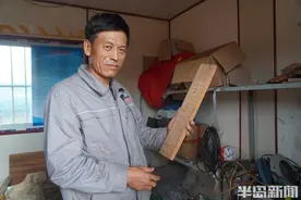 倒影丨35年，他造了千余艘木船图片