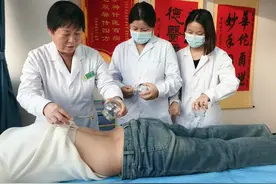 用“针”治病救人 人称“刘一针”——记郑州大学附属脑病医院物理治疗科主任刘芳琴图片