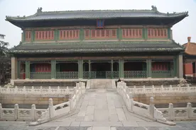 为了收藏《四库全书》，清代建了座皇家藏书楼图片