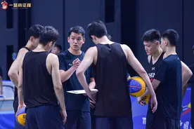 巴黎奥运前努力“摆脱依赖”，三人篮球国家男队与时间赛跑图片