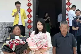 消失35年的“掌上明珠”回家后，家人为其补办了“四岁”生日图片