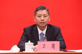 卫岗代表：强化边疆高校建设 走出边疆民族地区教育高质量发展之路图片