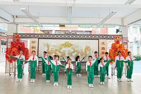 荔湾10万学生齐唱粤语童谣迎开学图片