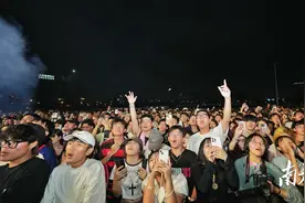 燃！千灯湖音乐秀场爆了图片