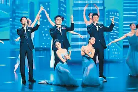 文艺志愿服务展示创作成果图片