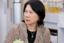“快点，一分钟就解决的事情”，董明珠直播中变脸训下属！俞敏洪打圆场图片