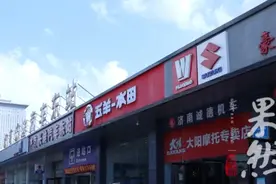 果然视频｜长途汽车站运营难，出租场地求生存图片