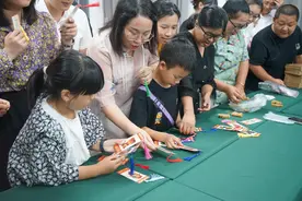第十三届青年夜校罗山皮影主题学堂开课图片