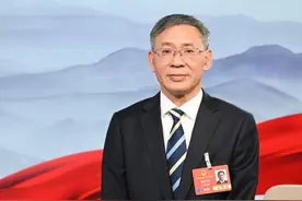 专访全国人大代表魏后凯：加强高标准农田用途监管，构建以居家养老为主的农村养老服务体系图片