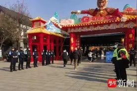 为节日站岗  为平安护航 连云港公安交出春节安保高分答卷图片