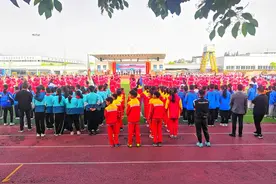 汉滨区五里镇：阳光体育运动闹红校园图片