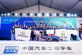 北理工无人驾驶方程式车队：圆一个“赛车梦”图片