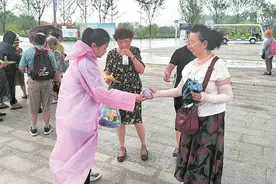 21岁“姐妹档”在成都世园会勇敢追光图片