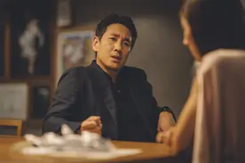 《寄生虫》主演李善均去世，此前因涉嫌吸毒被警方调查图片