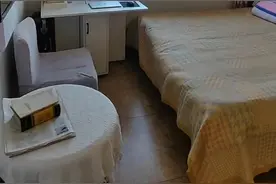 38岁女子放弃北漂住进养老院：每月2000元包水电三餐，想拍100位老人的生活图片