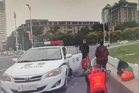 一场“跨代共鸣”的暖心护送图片