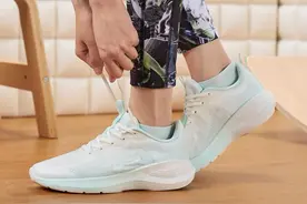 特步，跑鞋之外图片