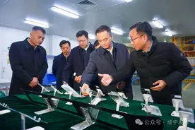 市领导走访调研春节期间连续生产企业时强调：主动靠前服务 强化要素保障 奋力夺取一季度“开门红”图片