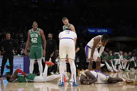 NBA | 詹姆斯膝盖顶腰惹争议 湖人真打不动联盟第一图片