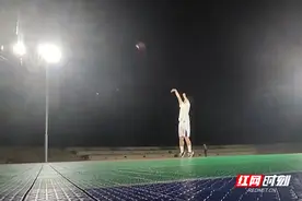 星城追光者｜彭晨：折翼少年也有“篮球梦”图片