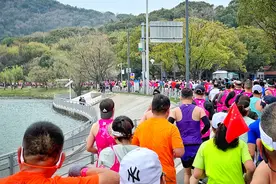 为什么马拉松名额一签难求？中国路跑赛事“卷出”新高度图片