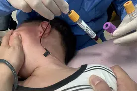 上海2岁半男童在网红火锅店误食蟑螂药致心肌损害，市监局回应：门店已完成清理图片