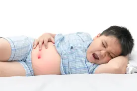 才11岁！福建男孩确诊脂肪肝，妈妈后悔：他每天都在吃......家长别再宠了图片