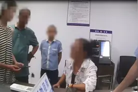 担心妈妈被“抓”，女孩竟偷偷向“警察”转账图片