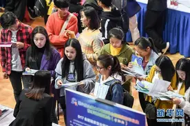 多地优化认定标准：交过社保也可以算“应届毕业生”！图片
