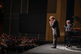 演界｜时隔八年重返上海：乔纳斯·考夫曼与黄金搭档演绎德语艺术歌曲巅峰图片