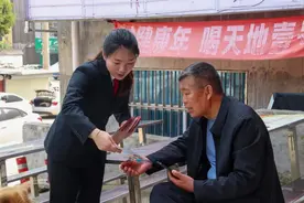 靖西法院开展“广西三月三•法治伴你行”民族法治知识宣传活动图片