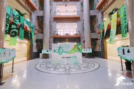 打卡山东省图书馆主题书展，一起遇见“春天的模样”图片