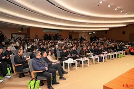 纪念三星堆发掘90周年丨国际考古专家齐聚川大 深入讨论青铜文化图片