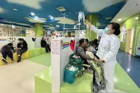 泰安市妇幼保健院：大叶性肺炎高发，科学治疗与积极护理并重，助力患者快速康复图片