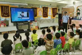 这些可不能学！历下民警深入幼儿园开展反邪教宣传活动图片