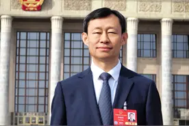 两会好声音丨全国人大代表韩晓军：加大支持力度 让国产化基础关键零部件推广应用成为“主流”图片