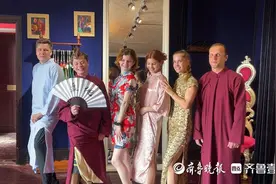 “机遇中国 活力山东”！外国友人暑期打卡烟台山景区图片