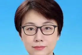 朱宁履新，山东济南人图片