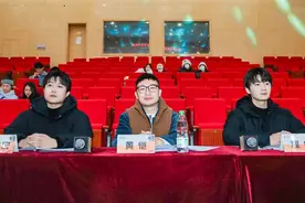 青春唱响江城新声，武汉大学生深情告白武汉图片