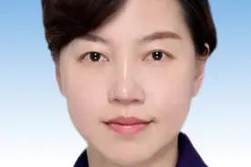 周艳希任市委常委图片