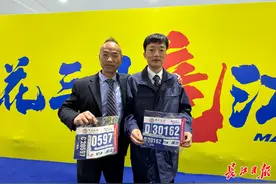 激动！跑了九年马拉松，第一次踏上汉马全程赛道图片