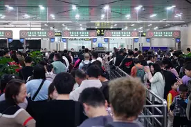 春运落幕，拱北口岸迎客超1300万人次图片