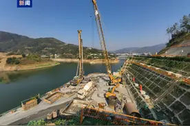 十巫南高速公路新洲特大桥主墩施工完成图片