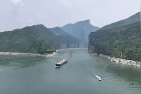 首航抵达重庆 我国最长江海直达航线正式通航意味着什么图片
