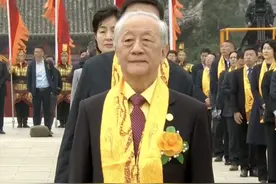 新党前主席郁慕明现身清明公祭轩辕黄帝典礼！曾接受南都专访图片