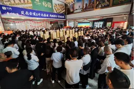国庆假期新房网签成交量大幅上涨，新政落地为泰安楼市注入信心强势回暖图片
