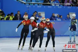 亚冬会短道速滑女子3000米接力决赛：中国队夺冠图片