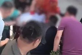 山西一地新娘被众人绑电线杆上，当地社区回应图片