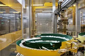 “眼球”经济，国产美瞳拼进决赛圈图片