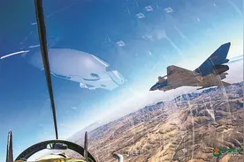 凌厉出击！空军航空兵某旅低空突防训练影像图片